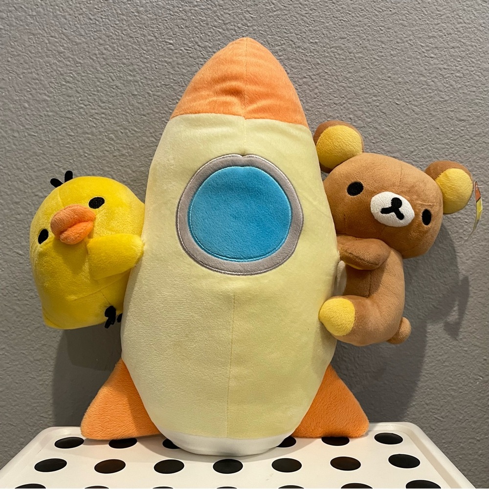 Rilakkuma & Kiiroitori “rocket” stuffed animal